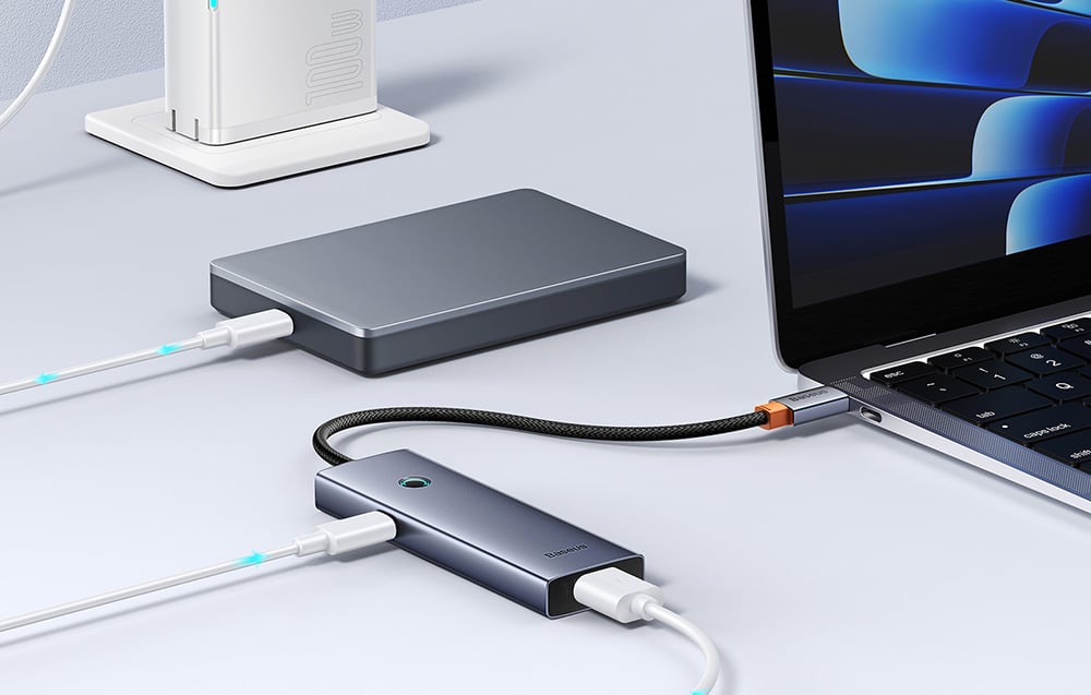 پشتیبانی از هارد دیسک هایی با ظرفیت بالا با هاب 4 پورت باسئوس usb-a مدل oh109